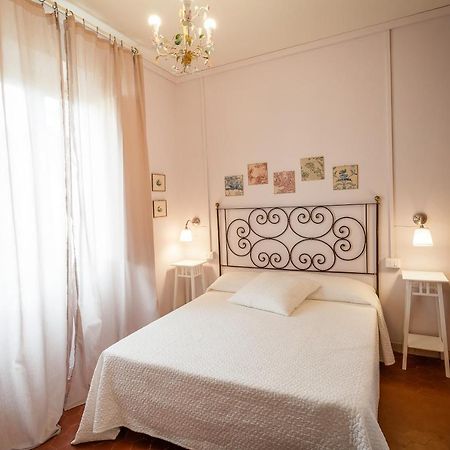 Il Piccolo Verde Affittacamere Террануова-Браччолини Номер фото